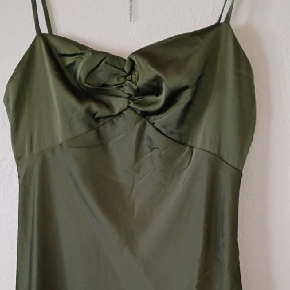 Lulu's Women's Serene Beauty Olive Gren Maxi Dress Size M - Picture 3 of 11